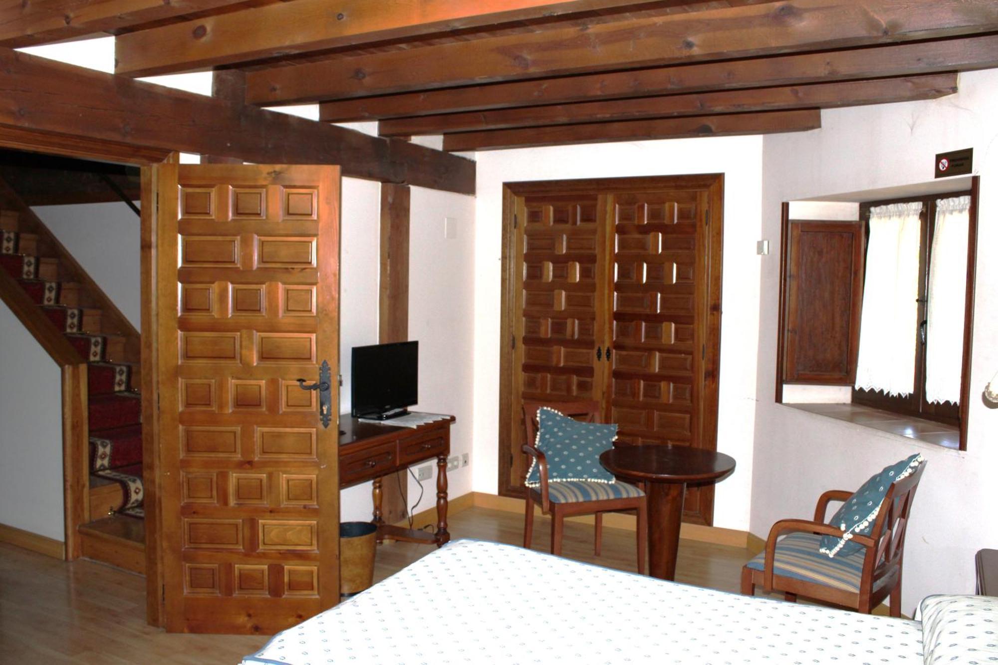 Hotel La Posada De Numancia Garray ภายนอก รูปภาพ